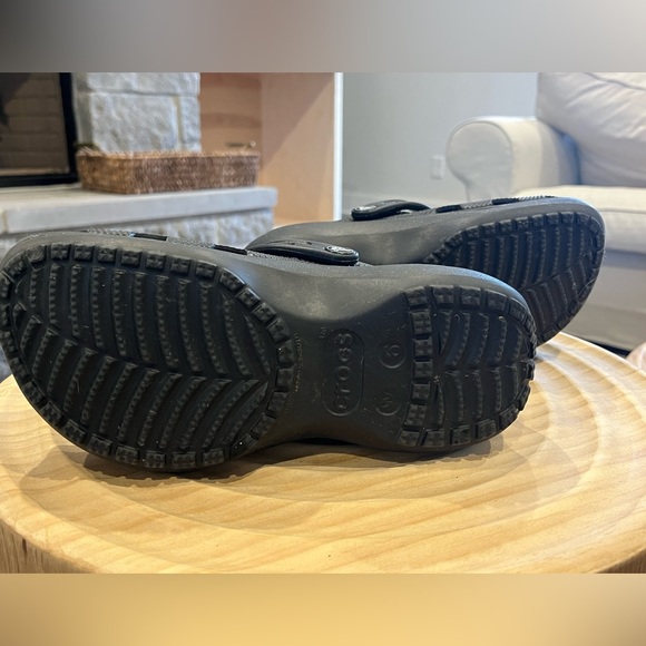 🐊 CROCS Classic Womens Black Platform Clogs 🖤 - Picture 7 of 11
